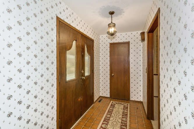 1140 S Apache, Wichita, KS 67207