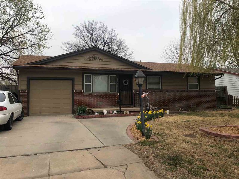 3302 S Exchange Pl, Wichita, KS 67217