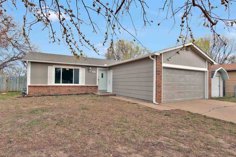 416 E Maywood, Wichita, KS 67216