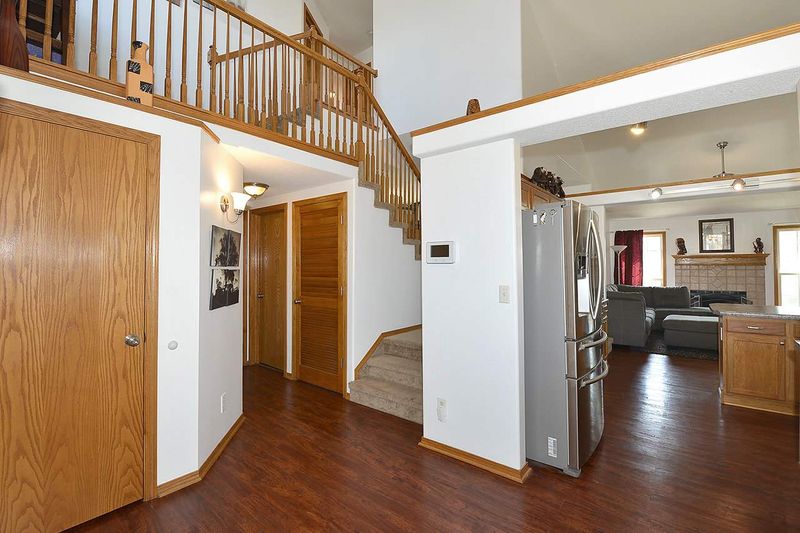 9013 E Carson St, Wichita, KS 67210