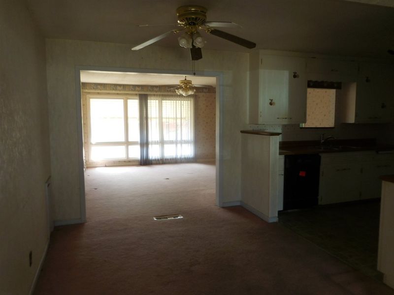7327 E Clay St, Wichita, KS 67207