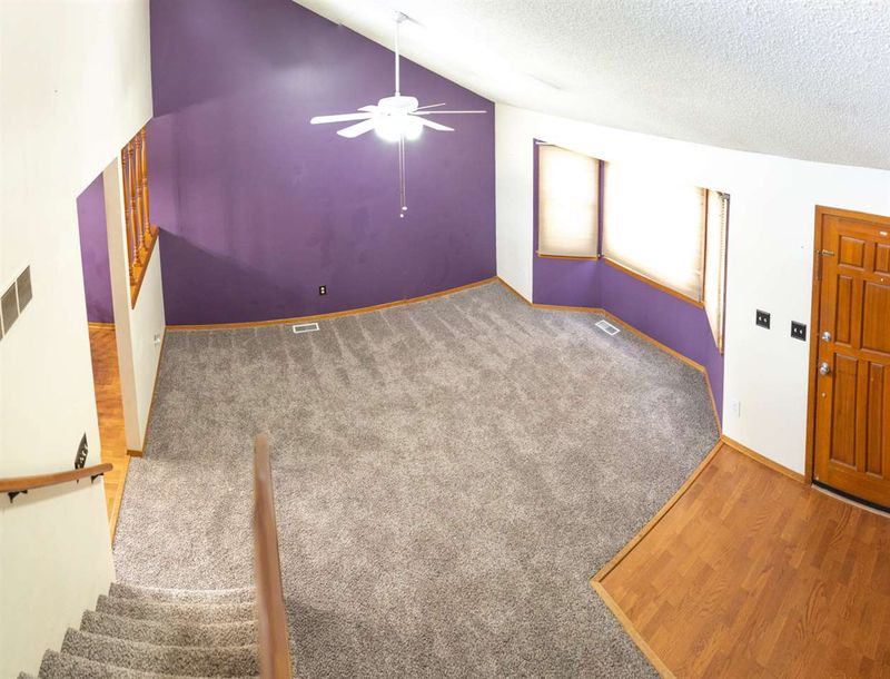 3941 S Eisenhower Ct, Wichita, KS 67215