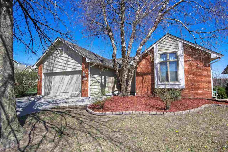 336 E Wild Plum, Derby, KS 67037