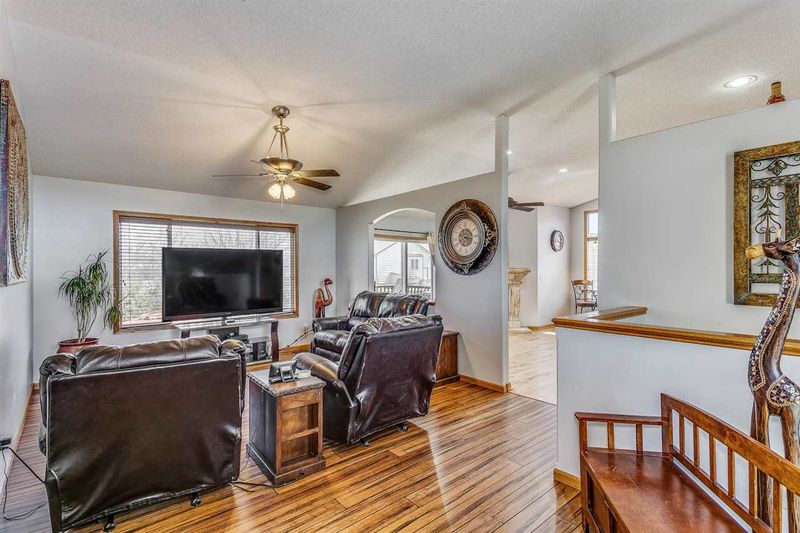 603 Edgemont Ct, Andover, KS 67002