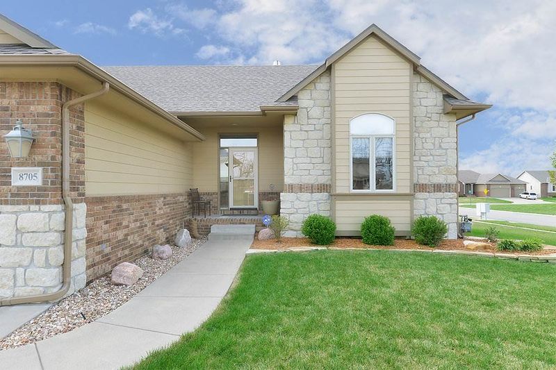 8705 E Blade St, Wichita, KS 67226