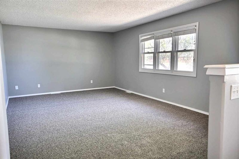 305 E Waller St, Rose Hill, KS 67133