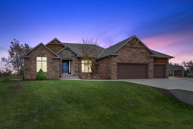 1623 E Bearhill Rd, Park City, KS 67147