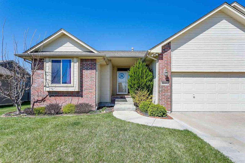 2537 N Fieldstone, Andover, KS 67002