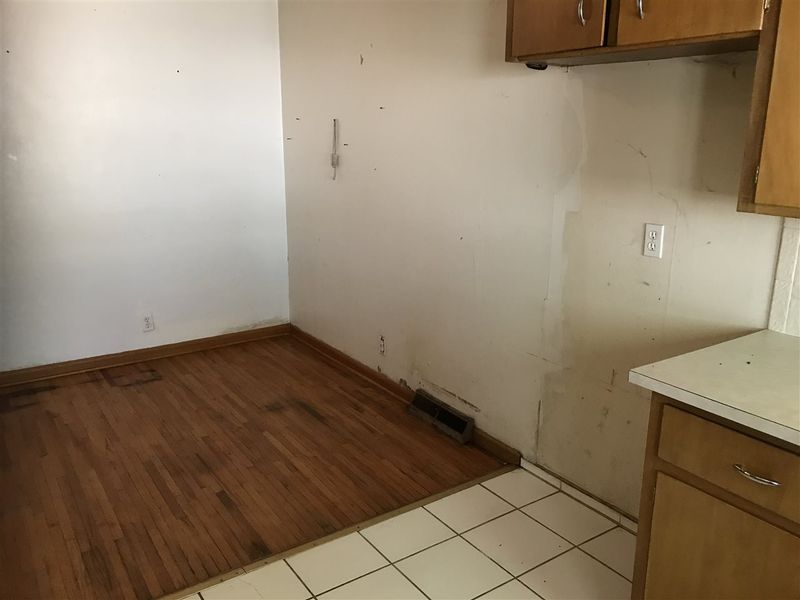 8119 E Orme St, Wichita, KS 67207