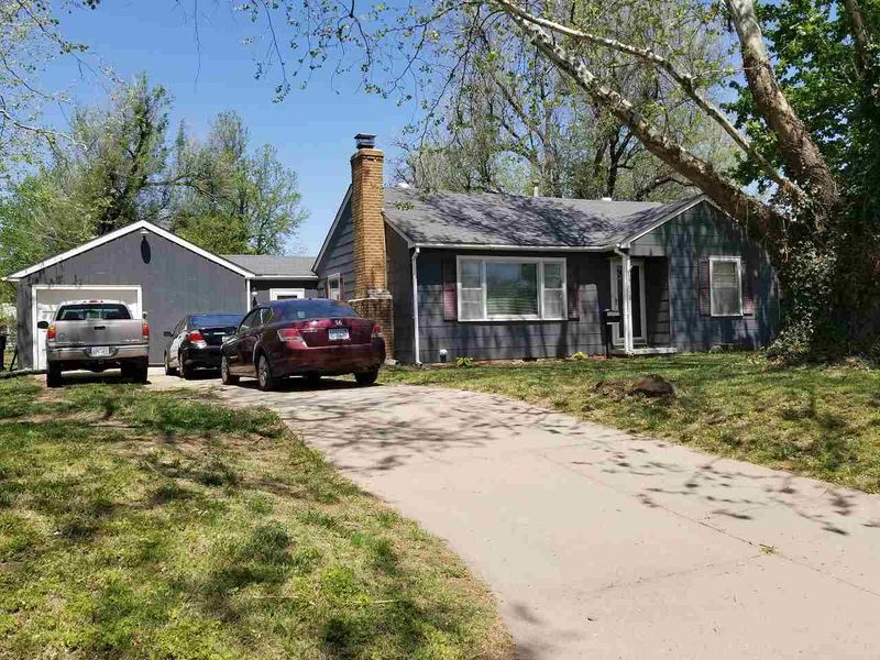 3032 E Evans, Wichita, KS 67216