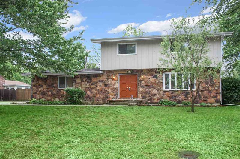 241 E Warren Rd, El Dorado, KS 67042