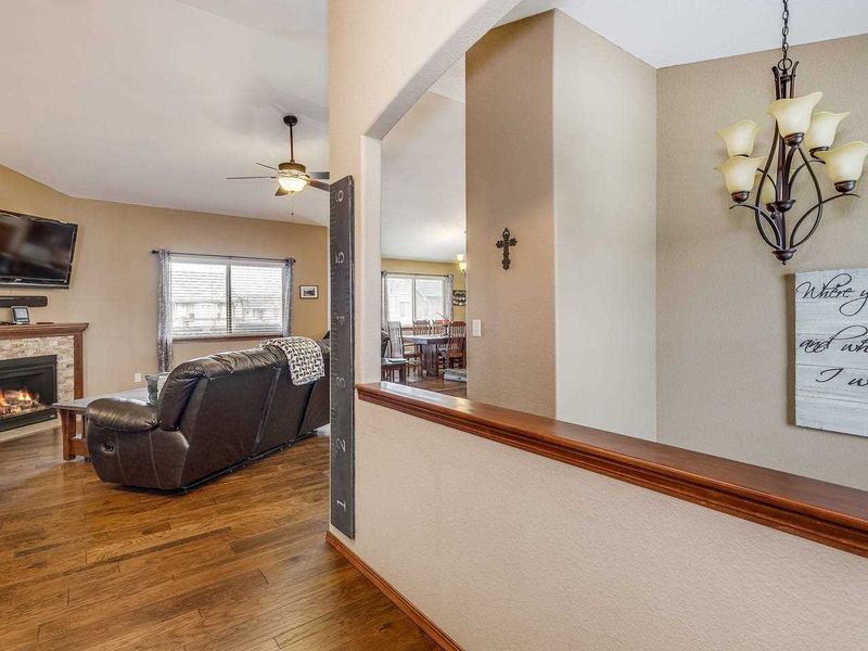 1409 S Arbor Meadows St, Derby, KS 67037
