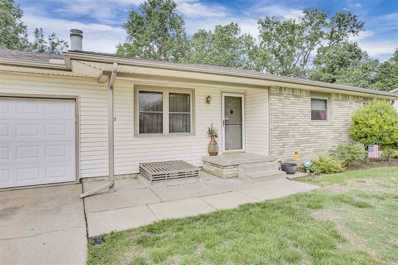 5 E Shenandoah, Goddard, KS 67052-9418