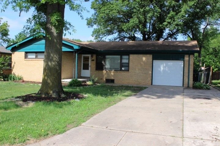 603 N Riverdale, Mulvane, KS 67110