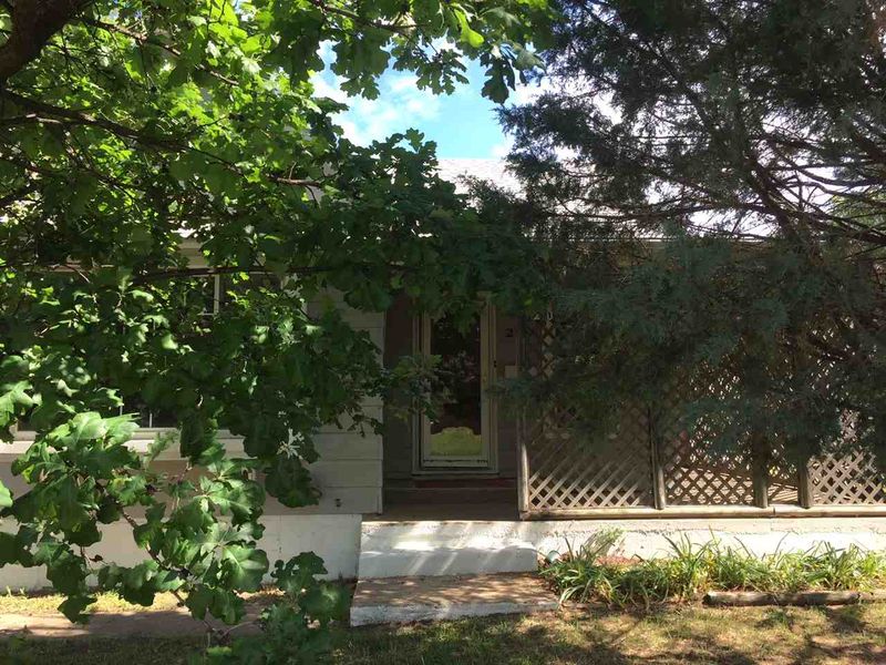 210 SW 2nd, Newton, KS 67114