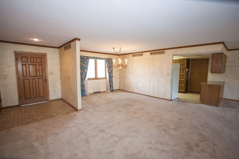 56 E Saint Cloud Pl, Wichita, KS 67230