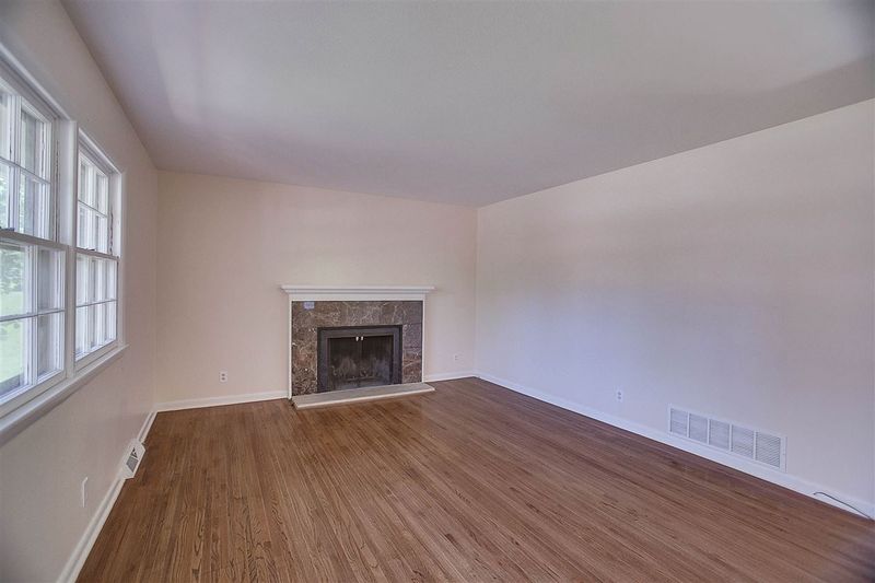 7015 E Foster, Wichita, KS 67206