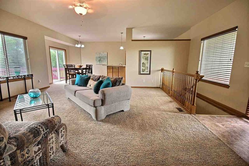 2741 E Kite Ct, Wichita, KS 67219