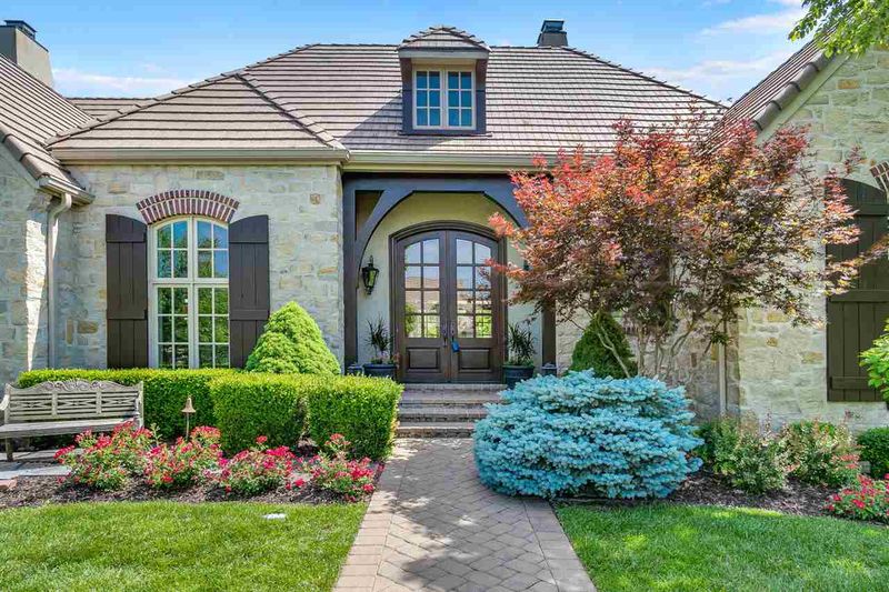 413 E Pine Meadow Ct, Andover, KS 67002
