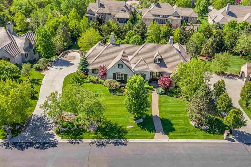 413 E Pine Meadow Ct, Andover, KS 67002