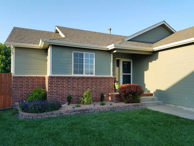 1230 E Ridgeview Ct, Clearwater, KS 67026