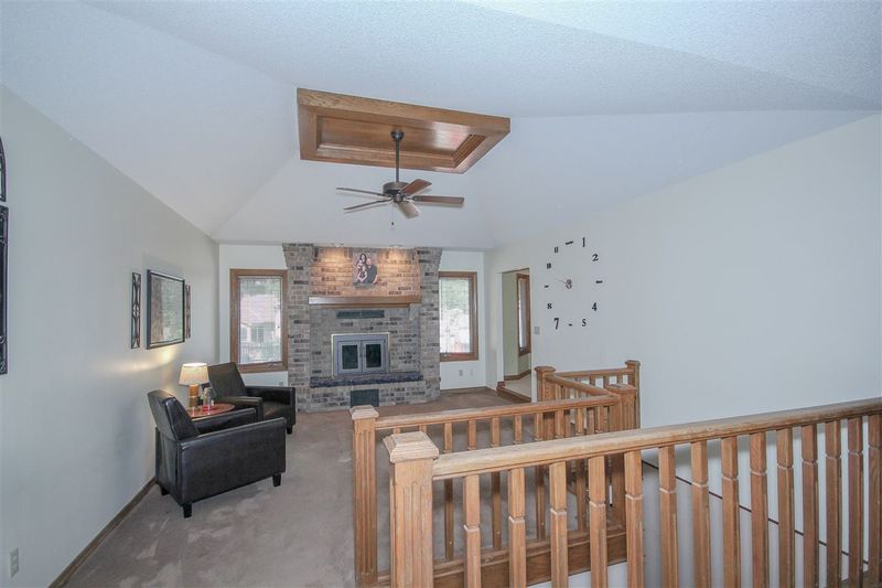 1549 E Mockingbird Ct, Derby, KS 67037