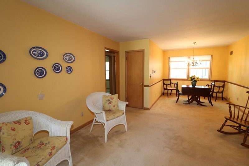 719 N El Paso, Derby, KS 67037