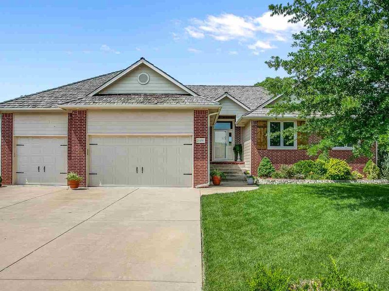 1430 E Hidden Ridge Ct, Derby, KS 67037