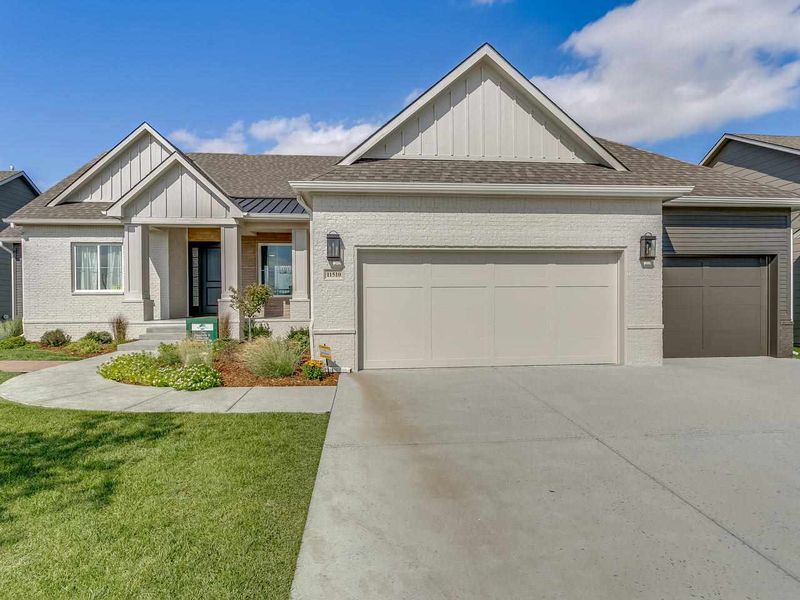 11510 E Winston St, Wichita, KS 67226