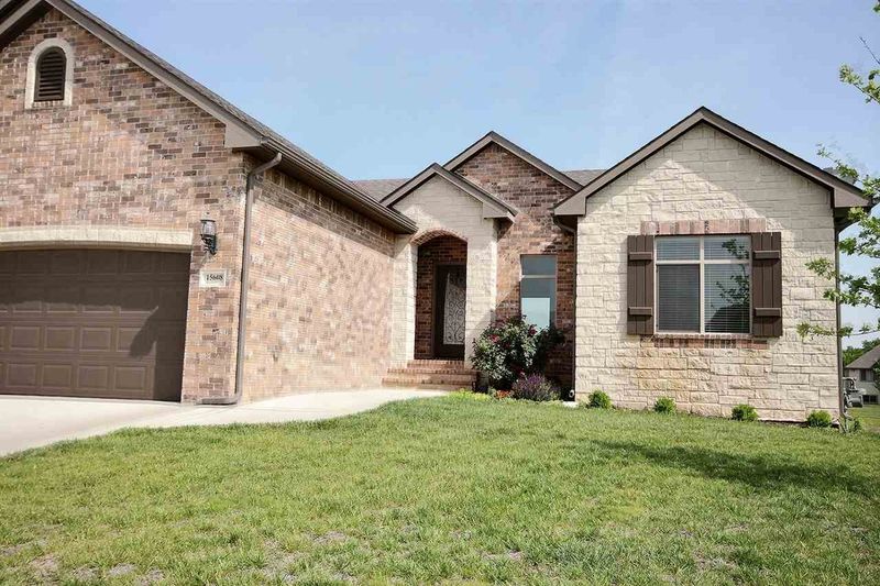 15608 E Hazel Nut Cir, Wichita, KS 67230