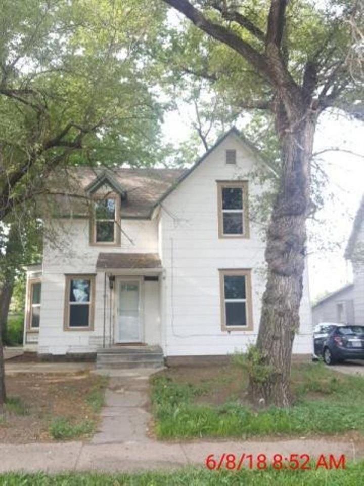 219 W 7th, Newton, KS 67114