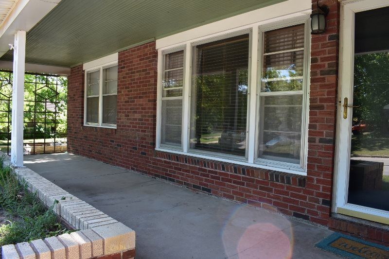3504 E Gilbert St, Wichita, KS 67218