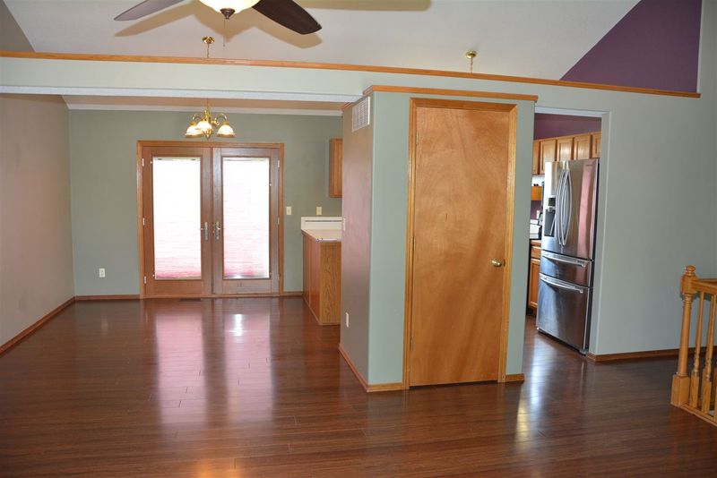 9005 E Carson St, Wichita, KS 67210