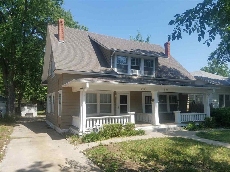 810 N Spaulding Ave, Wichita, KS 67203