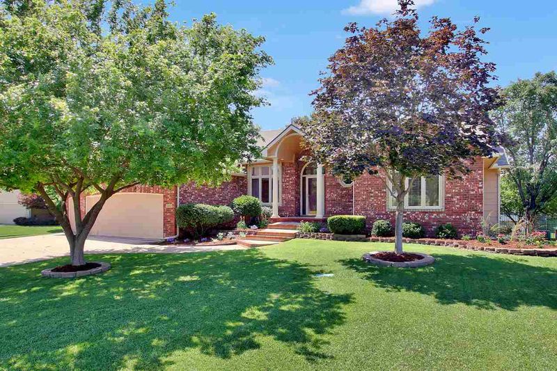 12405 E Lincoln Ct, Wichita, KS 67207