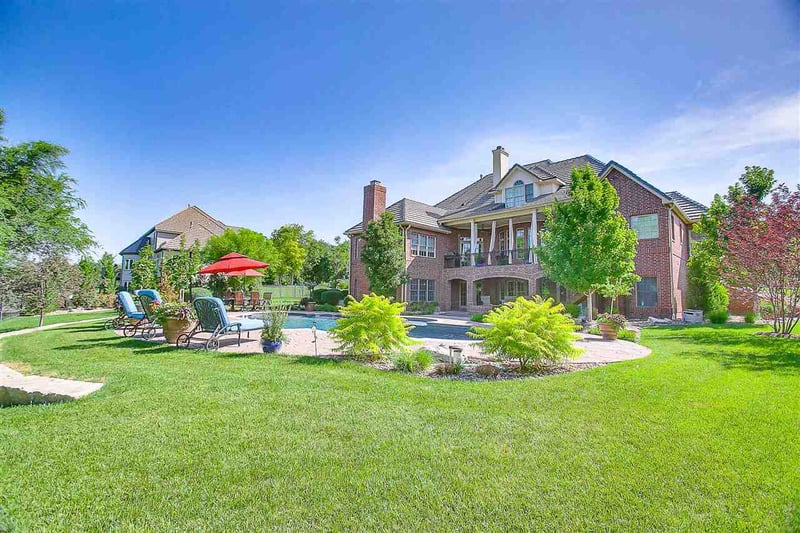2319 N Rosemont Cir, Wichita, KS 67228