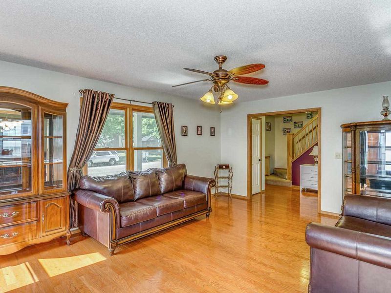 5626 E 48th Cir N, Bel Aire, KS 67220