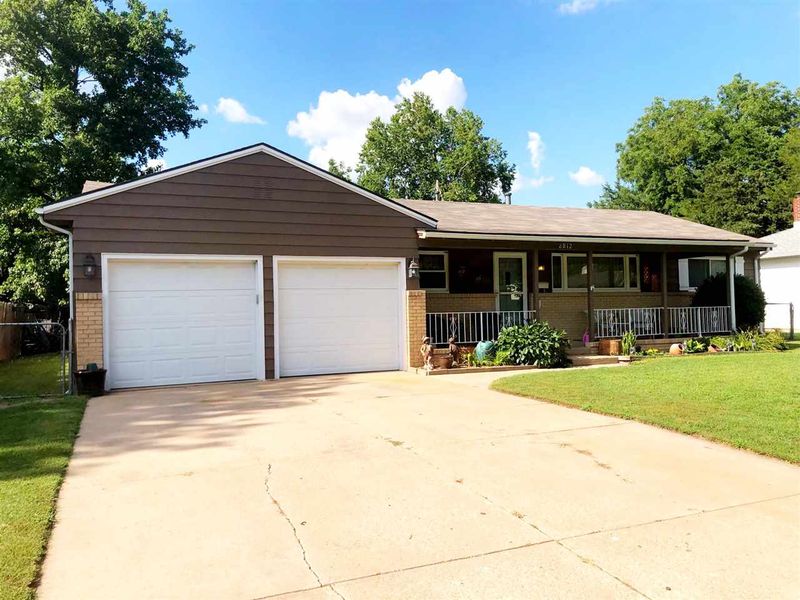 2812 E Mount Vernon, Wichita, KS 67211