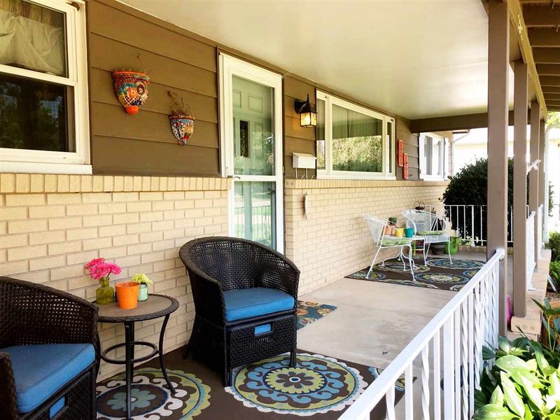 2812 E Mount Vernon, Wichita, KS 67211