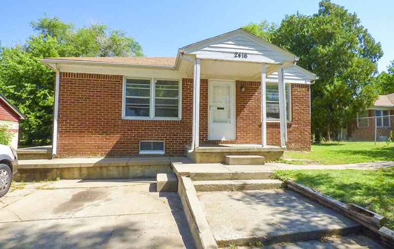 2416 E Audrey St, Wichita, KS 67219