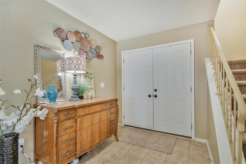 8419 E Harry St Apt 201, Wichita, KS 67207