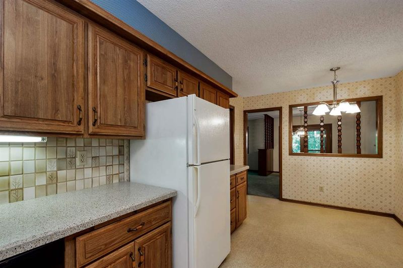 1519 E Blue Spruce Rd, Derby, KS 67037