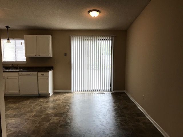 7622 E Winterberry, Wichita, KS 67226