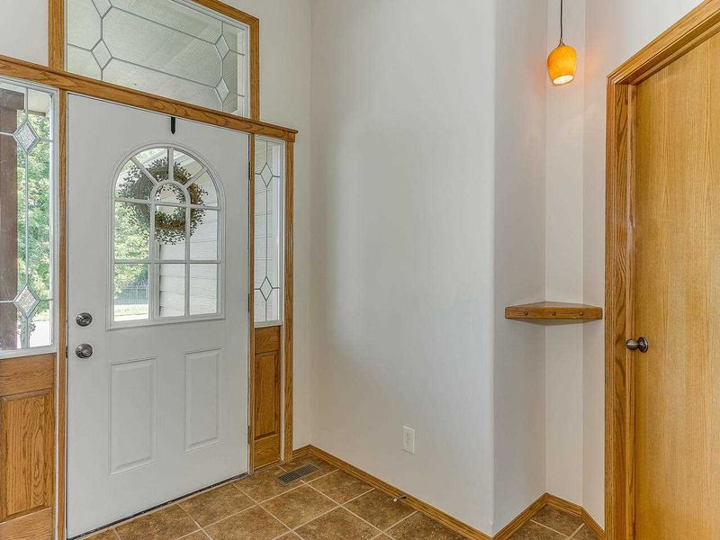 12513 W Binter St, Wichita, KS 67235