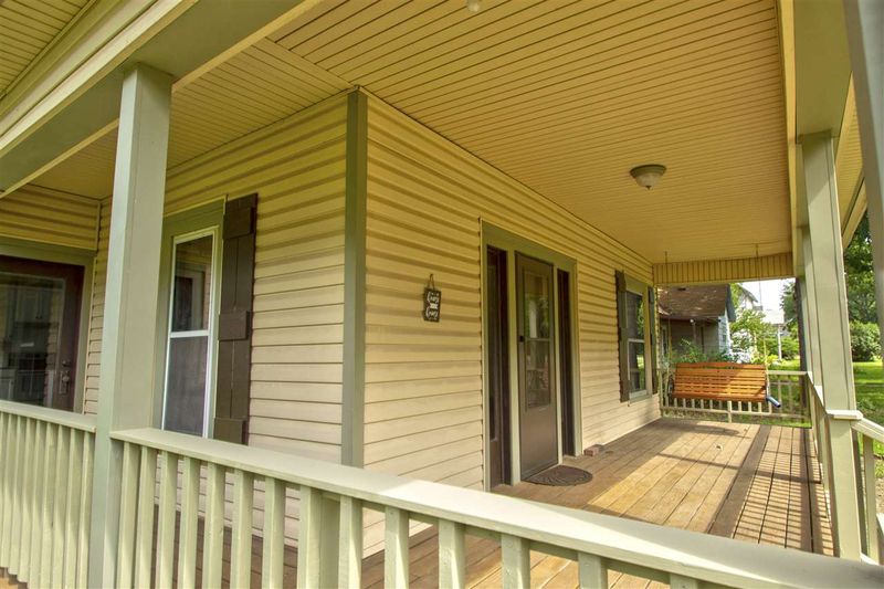 215 N Elm St, Whitewater, KS 67154
