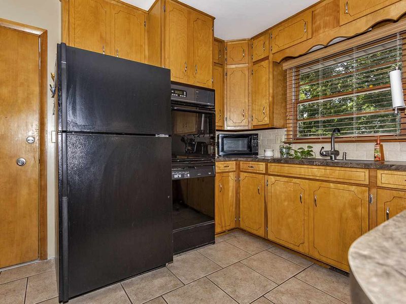 209 S Gordon, Wichita, KS 67213