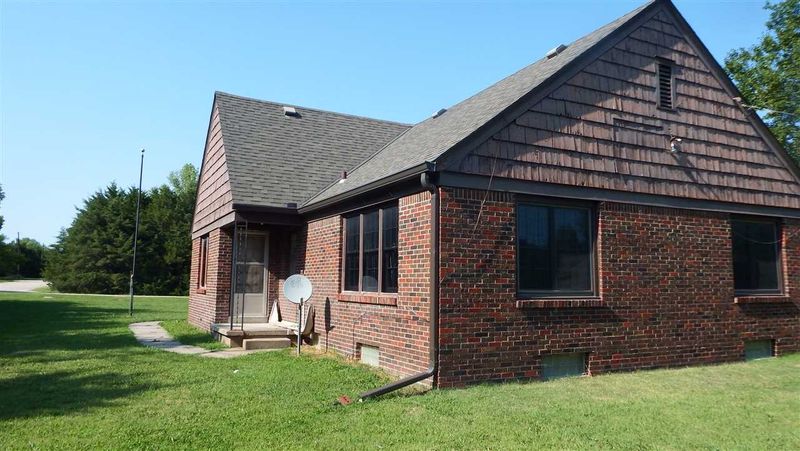 1203 E Ginkgo, Andover, KS 67002