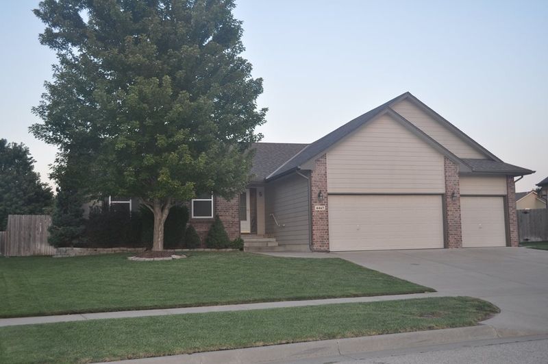 4467 E Eagles Landing St, Wichita, KS 67220