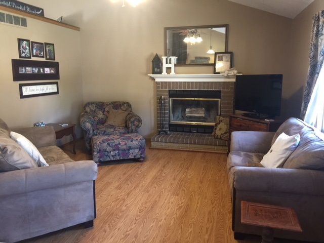 1902 N Redbarn, Wichita, KS 67212