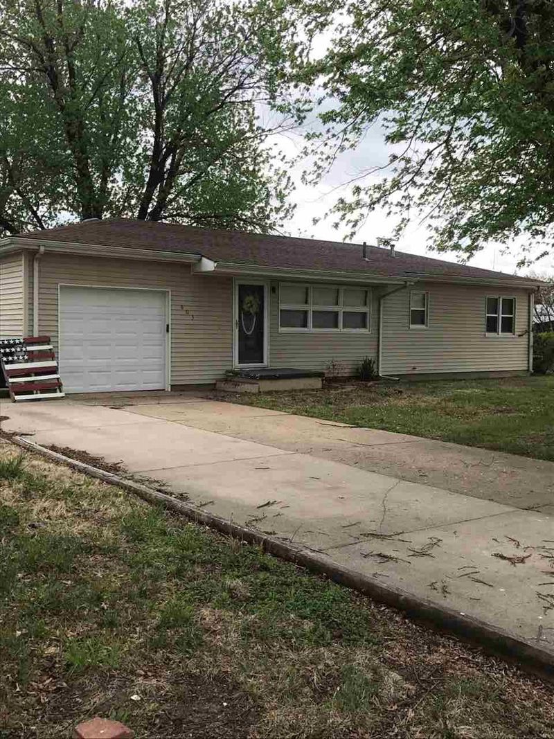 603 Morningside, Wellington, KS 67152